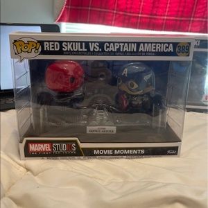 Red skull vs Captain America Funko Pop